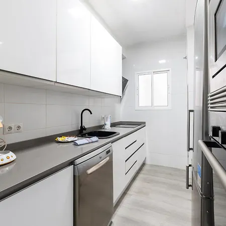 H2m Marmoles 3 & 2 Banos Con Balcon Apartment Malaga