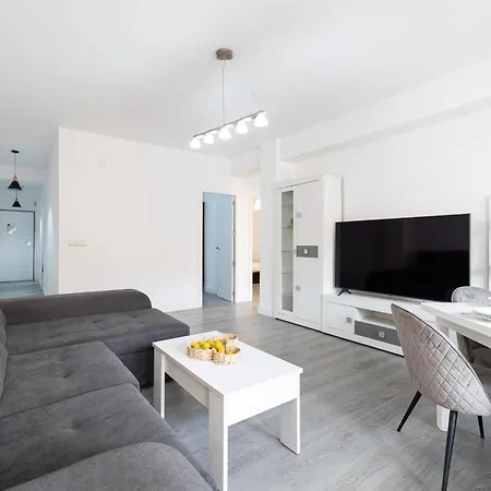 H2m Marmoles 3 & 2 Banos Con Balcon Malaga