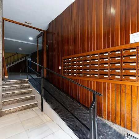 H2m Marmoles 3 & 2 Banos Con Balcon Apartment Malaga