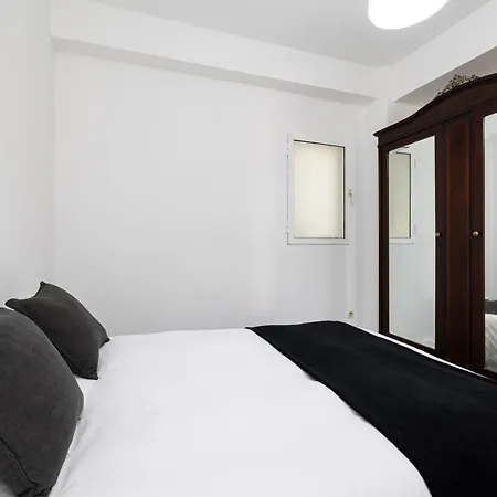 Apartment H2m Marmoles 3 & 2 Banos Con Balcon Malaga